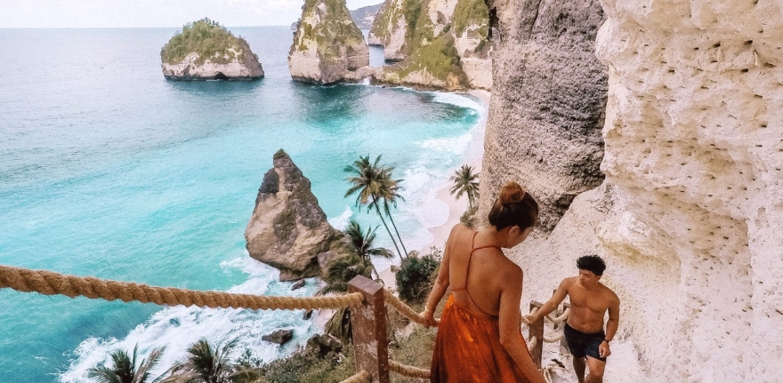 @ninjarod-Diamond-Beach-1637x2048